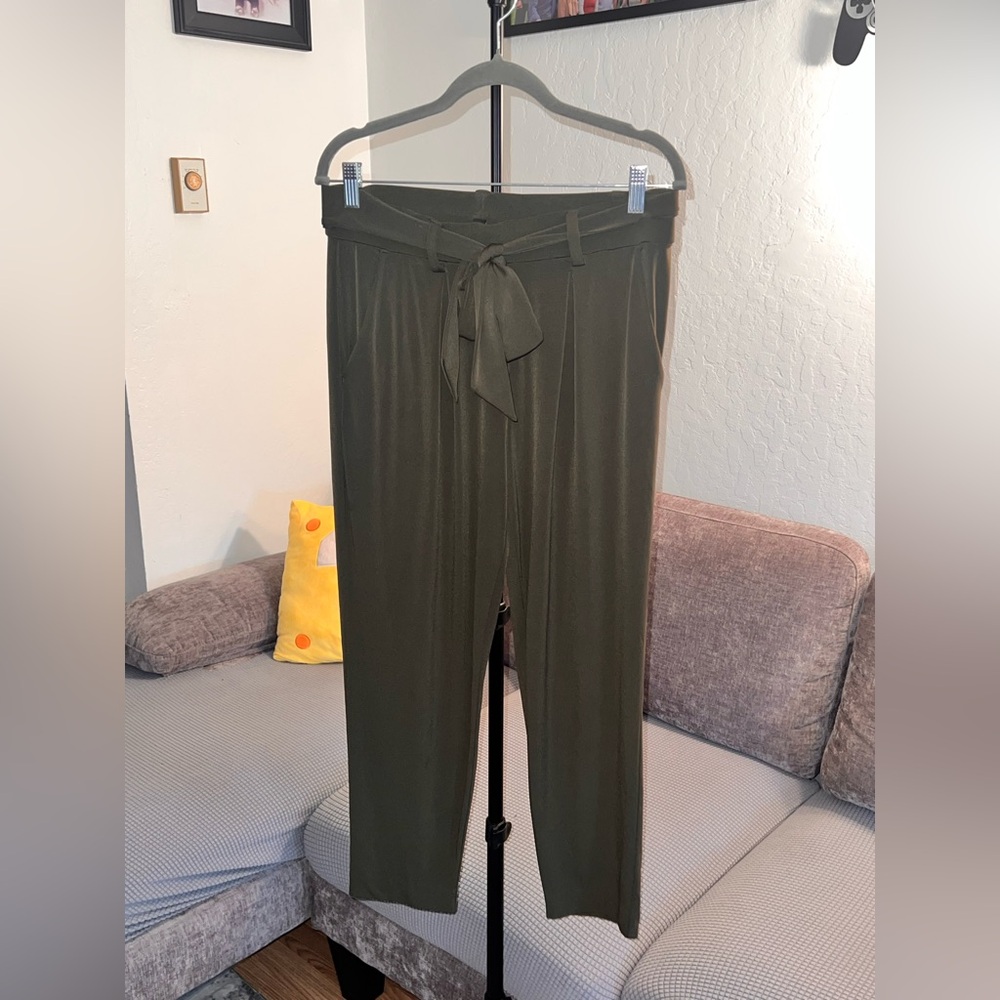 Express Olive Tie-Waist Women's Pants